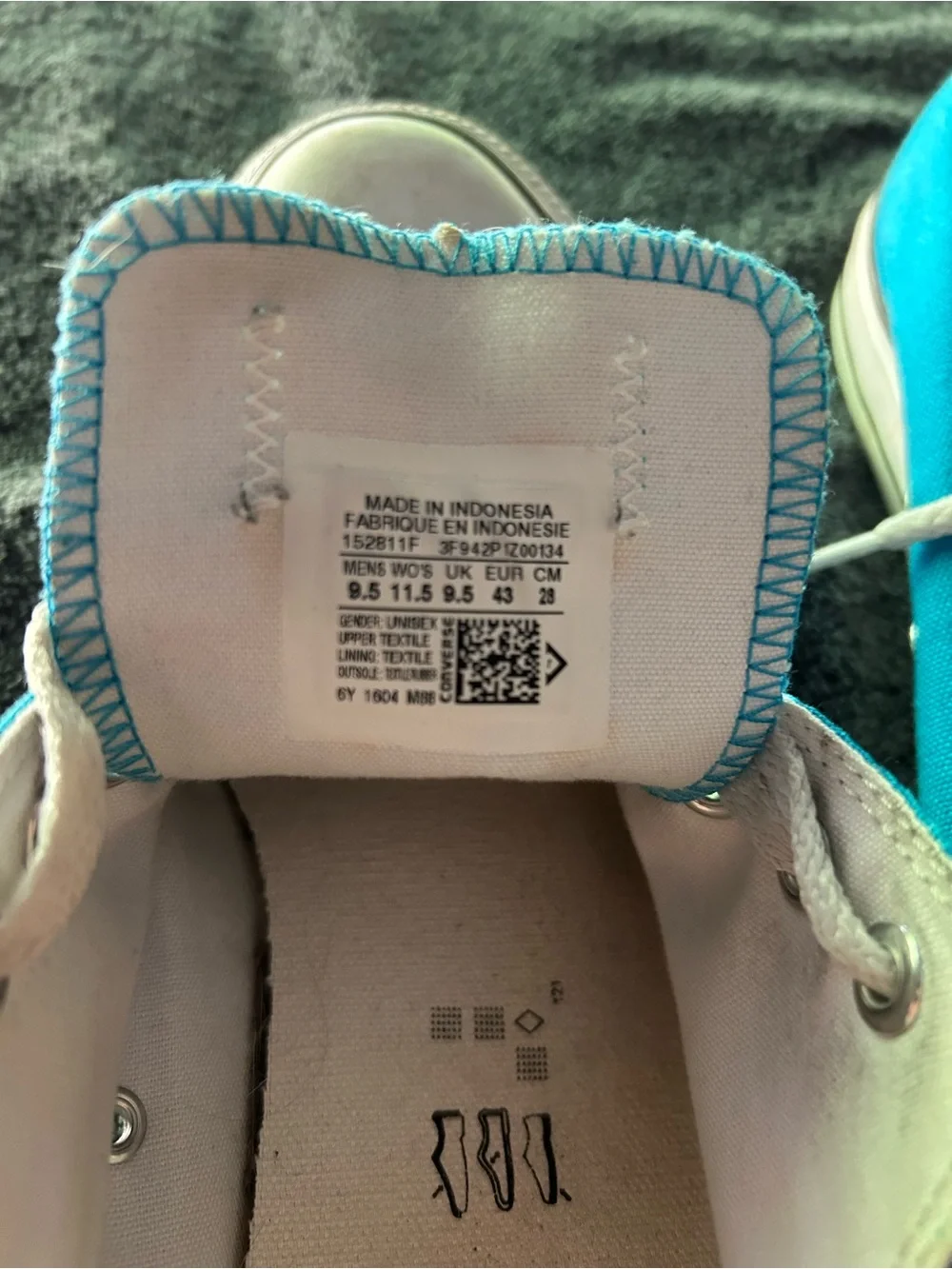 Converse Turquoise Blue Low Top Canvas Sneakers - Picture 3 of 4